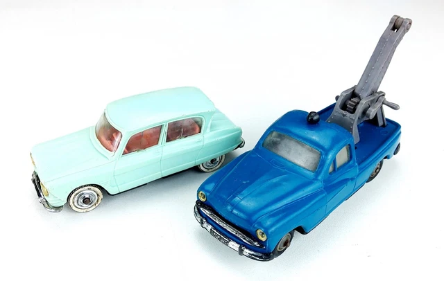 ANCIENNE VOITURE NOREV 1/43 Ford Vedette 54 Boîte d’origine. EUR 45,00