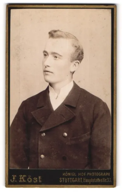 Fotografie J. Köst, Stuttgart, Hauptstätterstr. 33, Portrait junger blonder Man