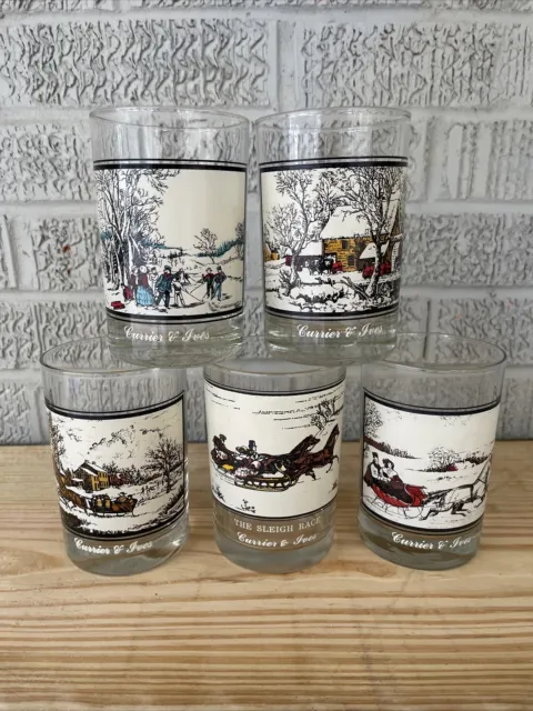 Arby’s Currier and Ives Winter Christmas Tumblers Glasses 1978  Set of 5