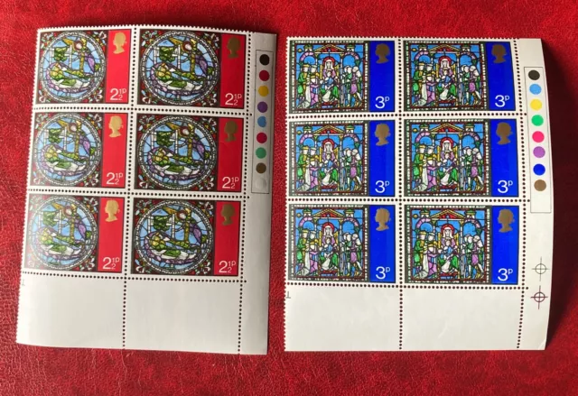 GB Stamps 1971 Christmas MNH Corner Margin With Colour