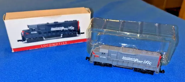 Southern Pacific Railroad Locomotive Mini Toy Train 4.5 inch In Box Model #9725