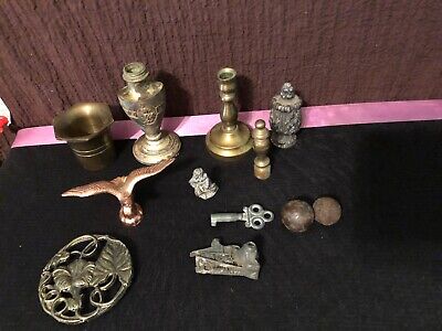 vintage mixed lot of  miniature metal/ brass/pewter  items         sm