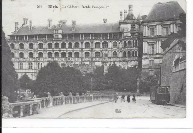 BLOIS CPA NON CIRCULEE LE CHATEAU FACADE FRANCOIS Ier