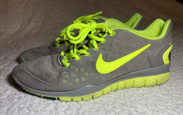 2012 Nike Training Nike Free Fit 2 Sneaker (487789-010) Volt Women’s Size 7.5