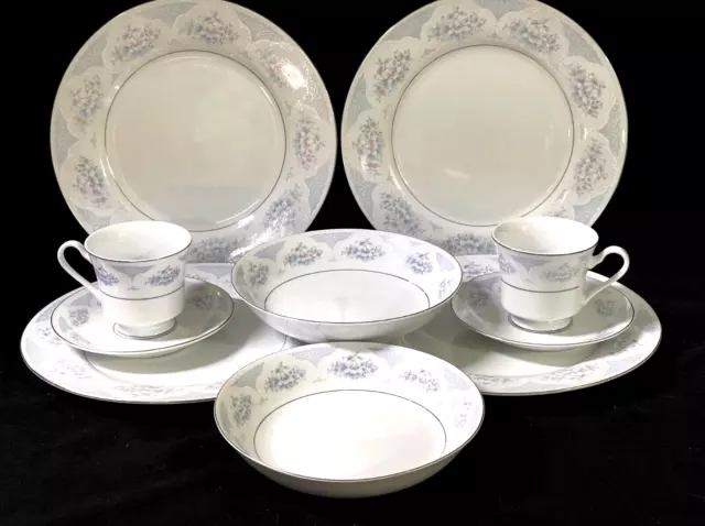 Lot of 10 pieces Silverie SAPPHIRE 4-Dinner  2-Soup Bowls, 2-Cup & Saucers XLNT