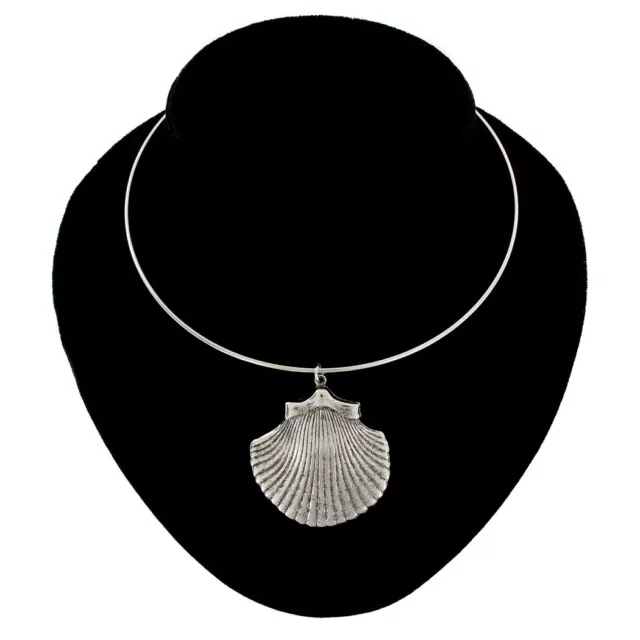 Ky & Co Silver Tone Cockle Sea Shell Pendant 1 1/2" Collar Necklace 15" USA Made