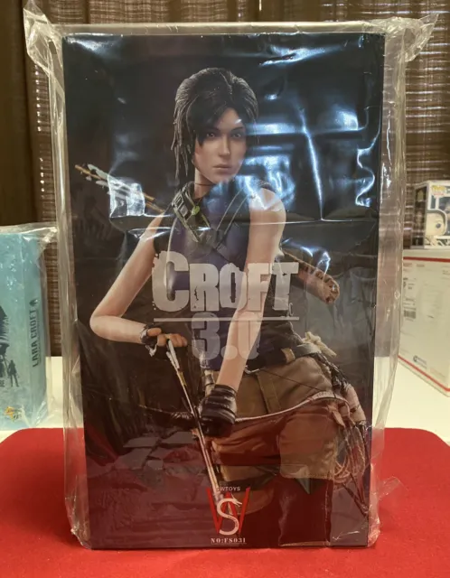 SWTOYS Lara Croft 3.0 (Tomb Raider) 1/6 Scale Figure *NIB*
