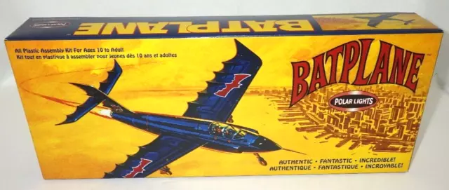 Batman Batplane Polar Lights Modellbausatz 6905 Playing Mantis DC Comics...