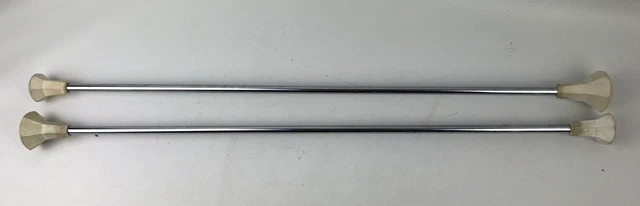 Bastoni Majorette 65 cm e 66 cm estremità in gomma bianca albero in acciaio vorticoso danza S93