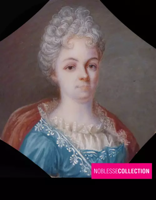 ANTIQUE END 18th CENTURY FRENCH SCHOOL MINIATURE HAND PAINTED WOMAN PORTRAIT