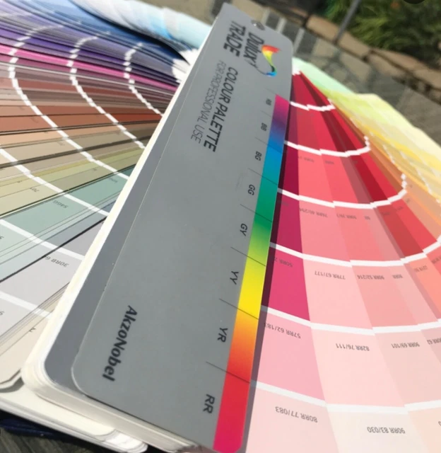 DULUX@ TRADE COLOUR Palette Swatch Card - Fan Deck -“ 2024 ...