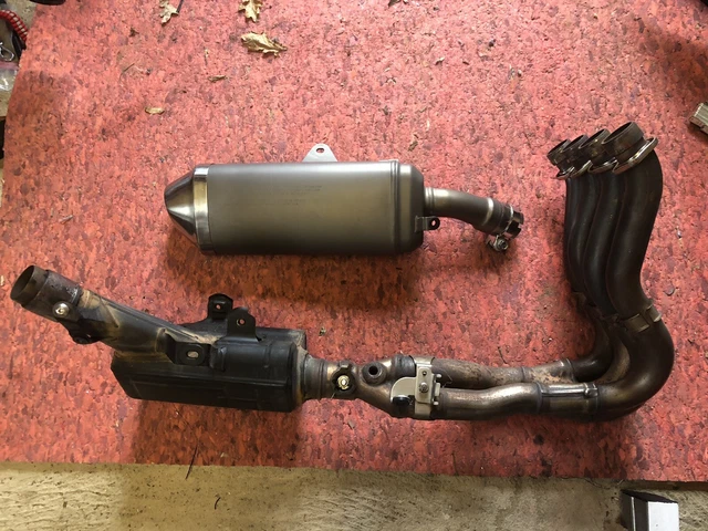 2011 gsxr 750 exhaust