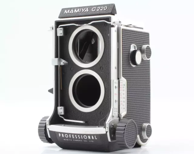 [EXC+3] Mamiya C220 Pro TLR Medium Format Film Camera 6x6 Body Only from Japan