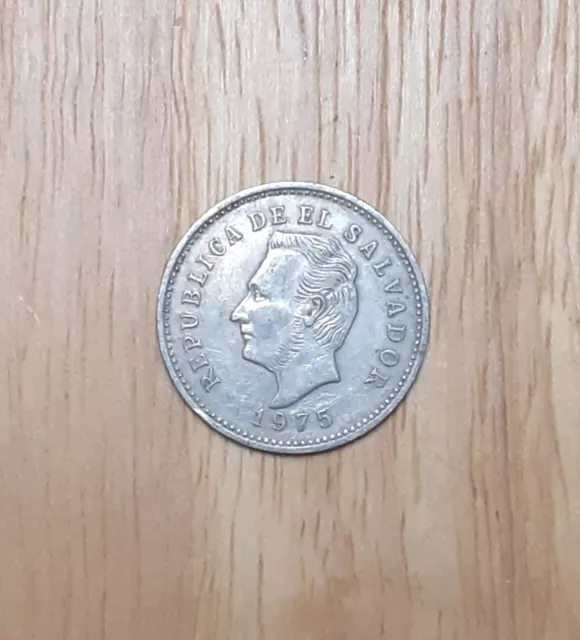 1975 El Salvador 10 Centavos Coin ~Free Shipping!