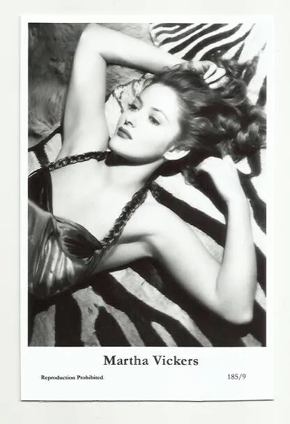 (Bx29) Martha Vickers Swiftsure Photo Postcard (185/9) Filmstar Pin Up Glamor