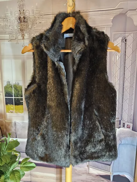 Simply Vera WANG, Black Faux Fur Vest Size Medium