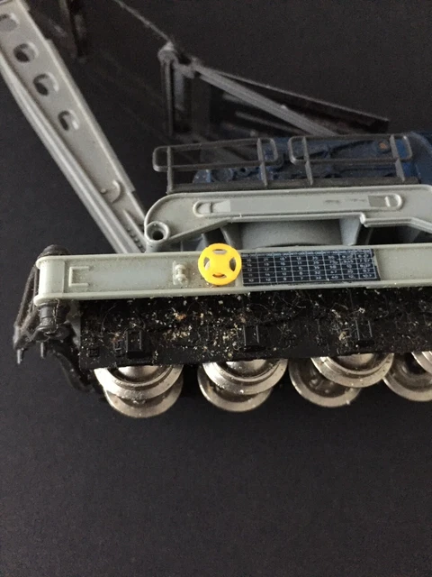LOT DE 5 volants pour Wagon grue, wagons plats JOUEF, LIMA, ou autres