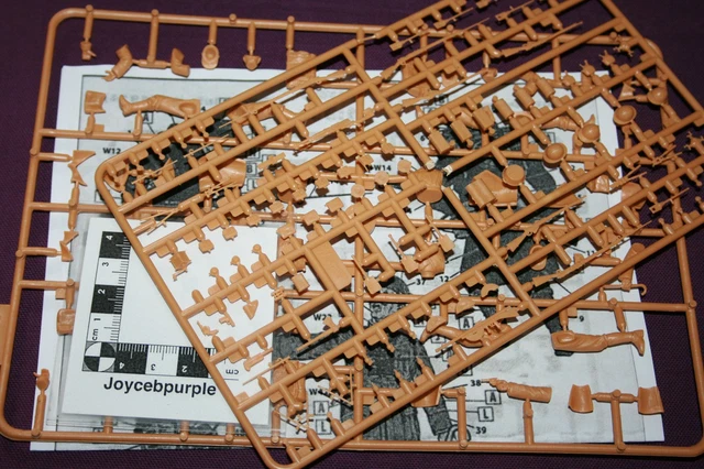 Figures, Models & Kits, Toys & Hobbies - PicClick CA