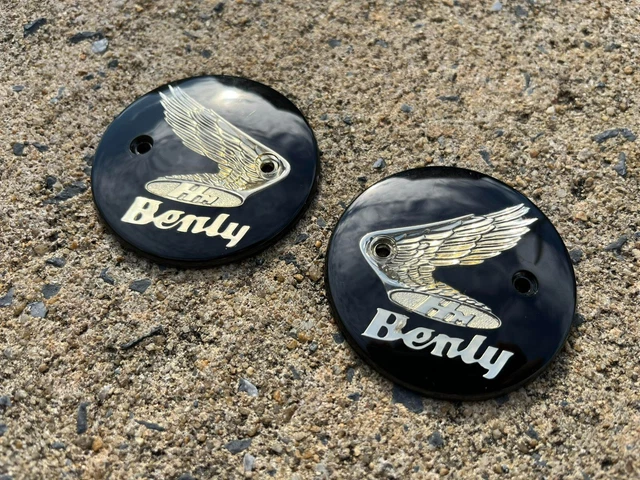 ホンダ純正 タンクエンブレムセット 新品 C72 C92 CS72 CS92 CB92 CB93 CB95 CB96 CR93 CR110 CB250 CB350 CB450K CB750K  ホンダ純正 タンクエンブレムセット 新品 C72 C92 CS72 CS92 CB92 CB93