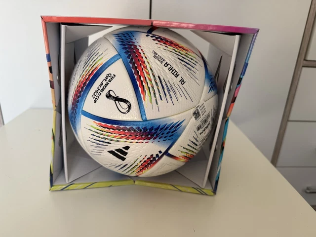 ADIDAS WM 2022 Al Rihla Pro WM 2022 Profi Spielball Größe 5 mit Box EUR ...