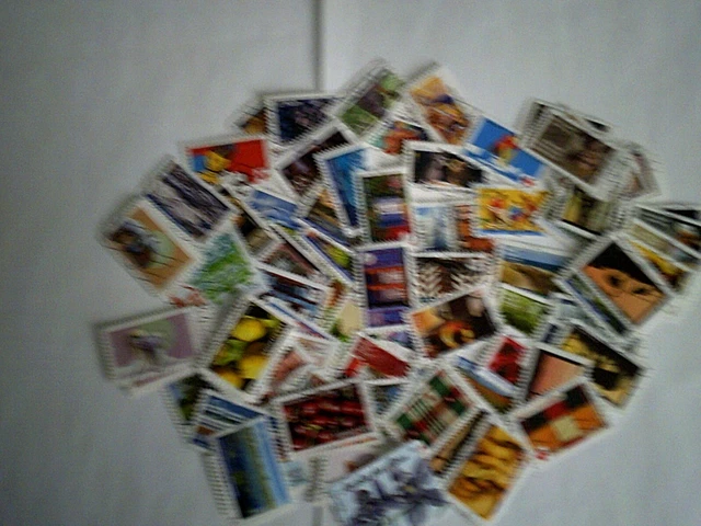 LOT DE 35 TIMBRES OBLITERES DE 2005 TOUS