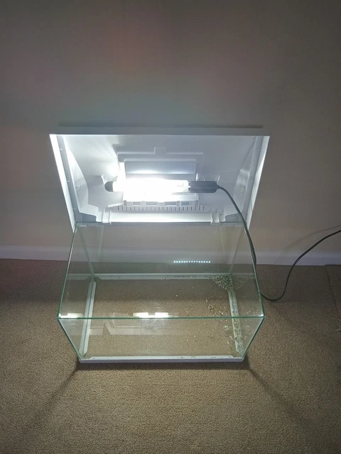 Fish Tank, Small starter tank with light, heater and filter/pump 4