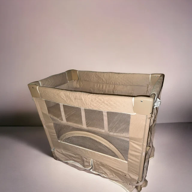 ARMS REACH CO-sleeper Designer Convertible Baby Bassinet Portable Travel Crib