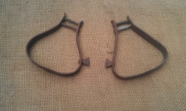 Antique Wrought Iron Horse Stirrups 19Th Century Blacksmith Hand Forged 2