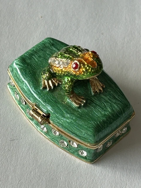 Petite Grenouille n'écoute rien. - Nicole Mathely