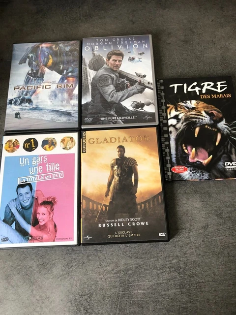 Lot DVD Pacific rim Gladiator Oblivion Tigre des marais Un gars une fille