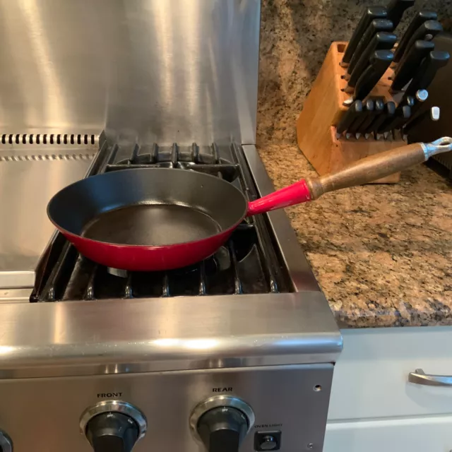 Rare Le Creuset #24 Pan Skillet Red Enamel Cast Iron Wood Handle 9 5/8” France
