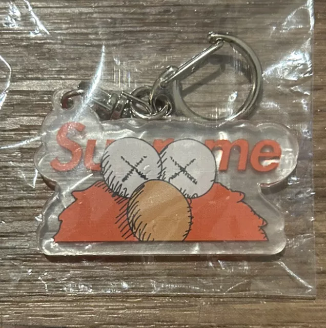 Supreme Keychain Kaws Collaboration Brand New
