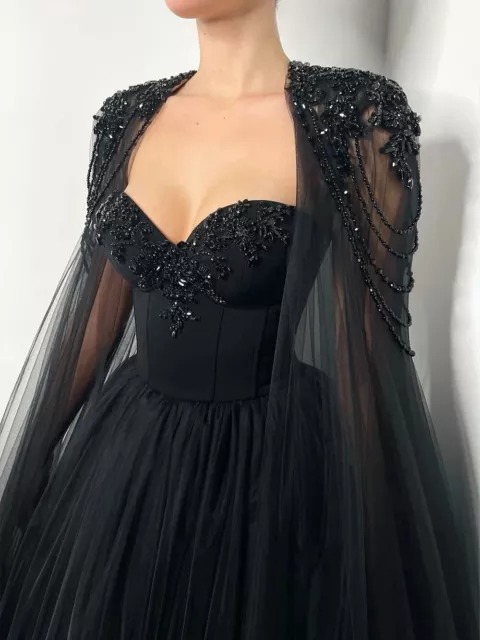 Black Gothic Wedding Dresses Sweetheart Tulle Applique A Line Bridal Gowns Train