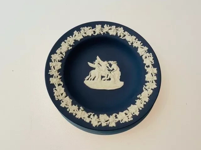 Wedgwood Dark Blue Jasperware Pegasus Trinket Dish - Excellent Condition