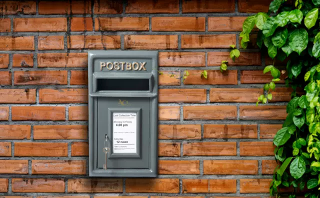 Post Box Wall Mount Letterbox with Street Safe Lock Grey Mailbox For Outside