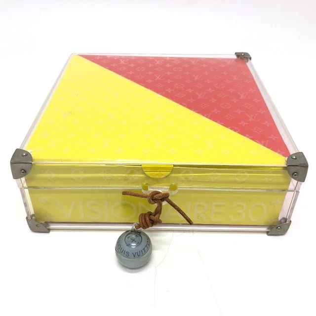 LOUIS VUITTON VISIONAIRE 30 Visionaire THE GAME Spain