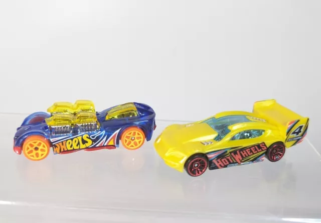 Hotwheels Cars x 2 - Time Tracker And What 4 2 - Excelente Estado