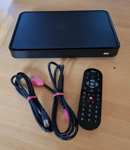 SKY Q KABEL Receiver Modell HUMAX ESd160c/VE mit 1 TB Festplatte
