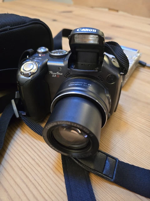 How to Use a Canon Powershot S3