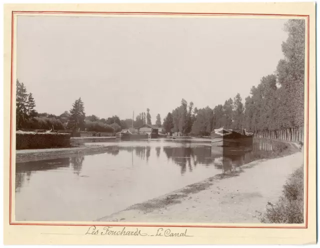 France, Les Fouchards, vue sur le canal  vintage silver print Tirage argenti