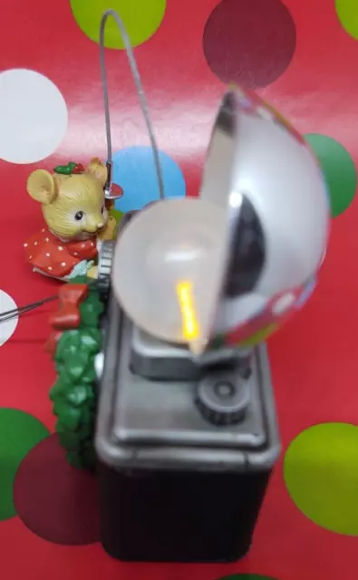 Christmas Ornament Enseco Here's Looking at you Mouse Flash bulb works.   P 3