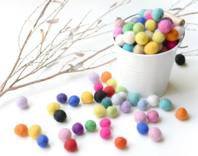 1cm Felt Balls.Multi colours.Wool.Mixed colours.Assorted balls DIY Pom Pom Beads