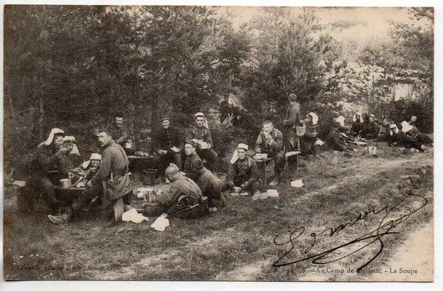 CHALONS SUR MARNE - Marne - CPA 51 - Vie Militaire Au camp - Soldats la soupe
