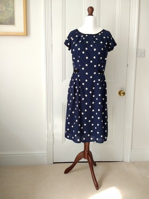 Boden knee-length fitted dress - navy with white spots - 12L/ Used