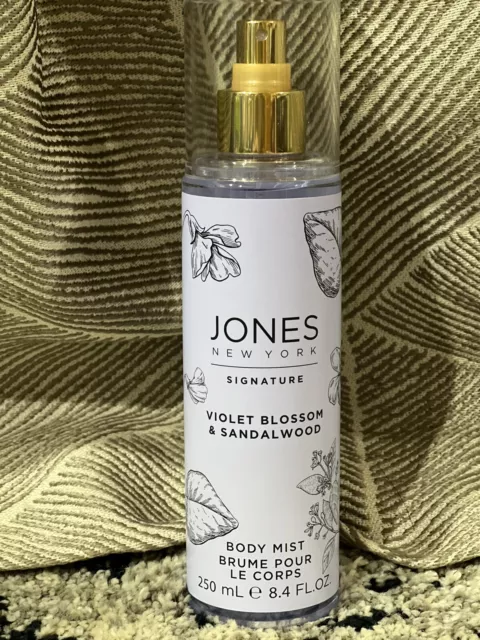 Jones New York Signature Body mist Violet Blossom and Sandalwood 250 mL/8.4 oz