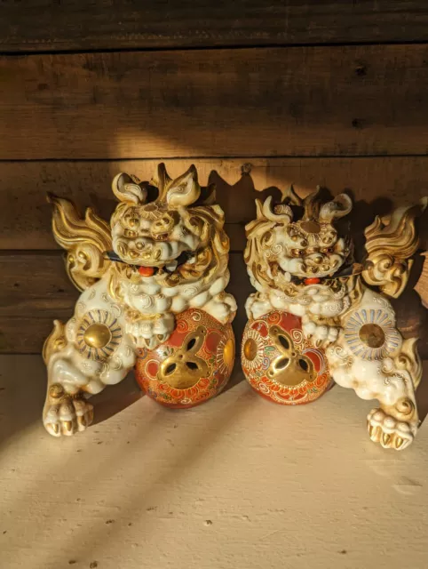 White Kutani Foo Dog Signed Gild Porcelain Shi Shi Guardian Lion Set Of Two