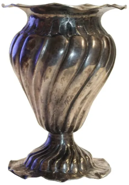 B0036 - Antike 800er Silber Vase um 1880 / 1900 Wellendekor - 9,6 cm / 94,61 g