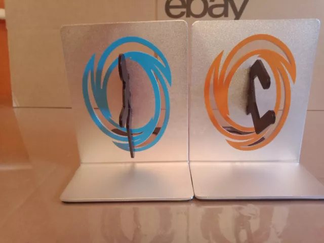 Portal 2 ThinkGeek Rare Video Game Bookends Aluminum Metal Book Ends 2