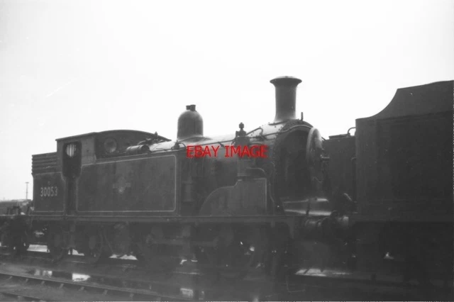 PHOTO SR Ex Lswr Class M7 Loco No 30053 At Eastleigh In 1965 £3.00 ...