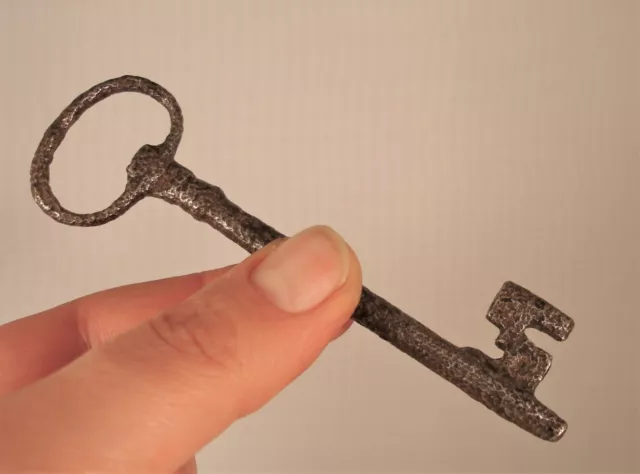 Antica Chiave iron skeleton key Clef Schlüssel llave, Italia, XVII Secolo